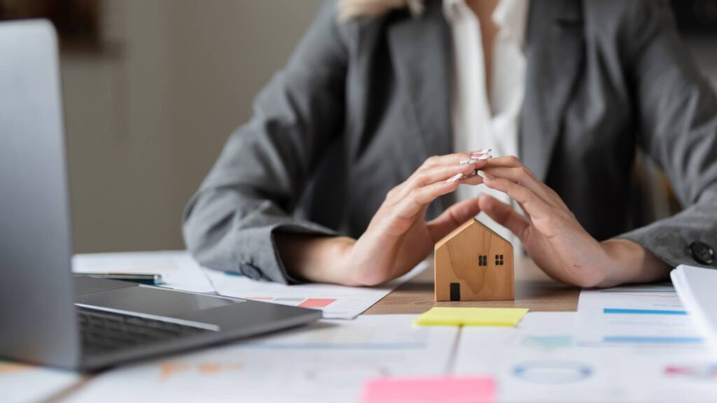 Public Adjuster agent demonstrating home protection